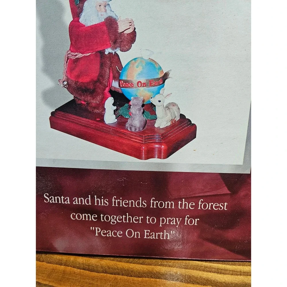 Holiday Time Peace on Earth Animated Musical Santa Woodland Forest Animals Boxed
